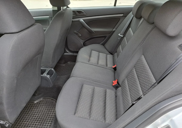 Skoda Octavia cena 22900 przebieg: 257000, rok produkcji 2011 z Szydłowiec małe 407